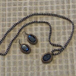 Elegant purple amethyst and Gold Oval Earrings